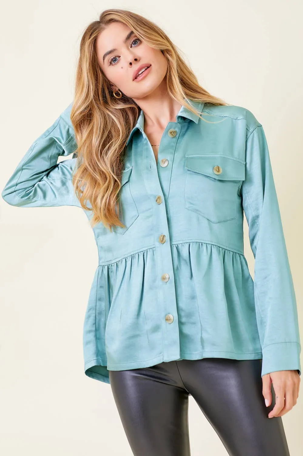 60203 Peplum Satin Shacket: Champagne / L