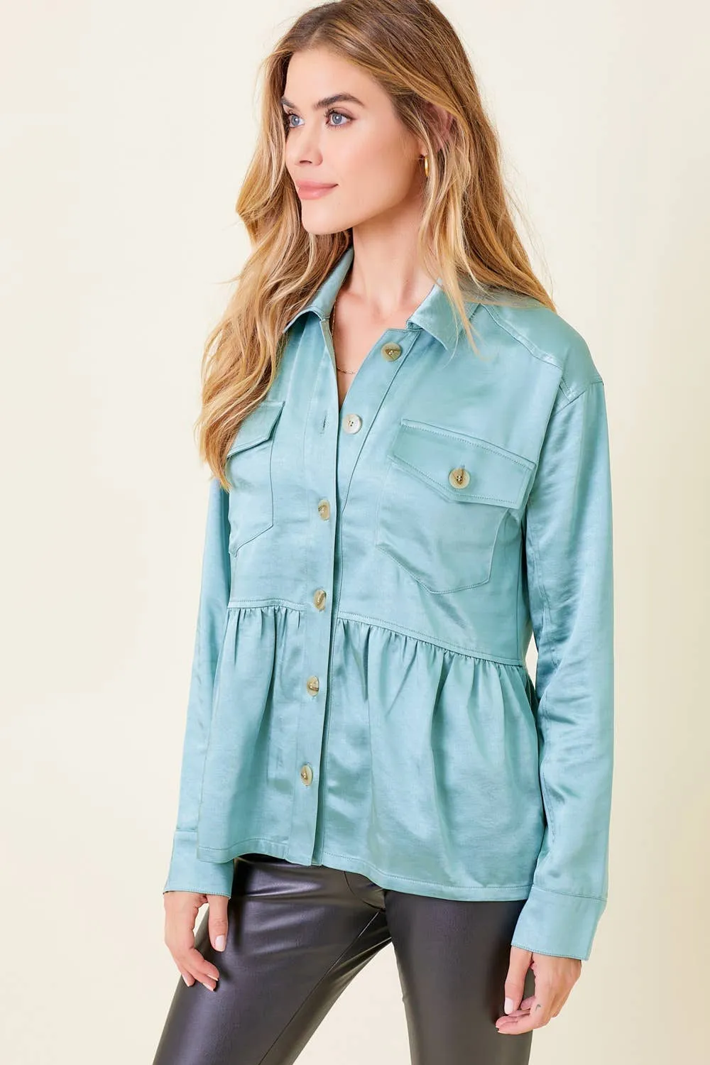 60203 Peplum Satin Shacket: Champagne / L