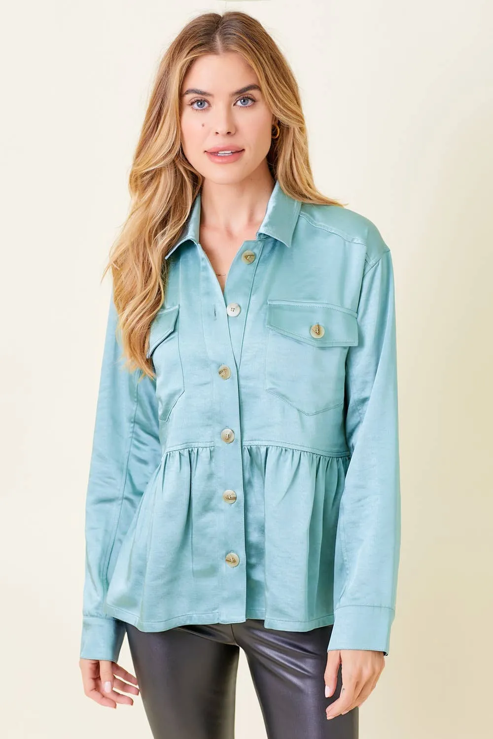 60203 Peplum Satin Shacket: Champagne / S