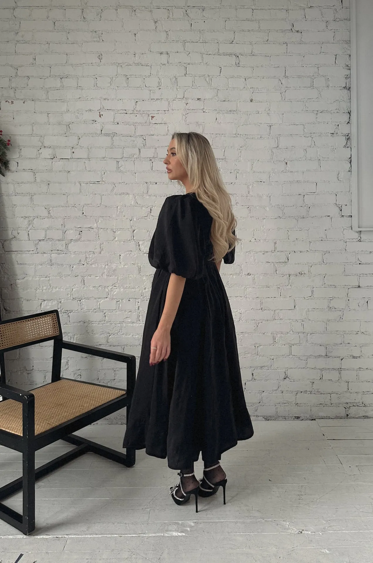 Charlotte Black Puff Sleeve Midi Dress - RESTOCKED