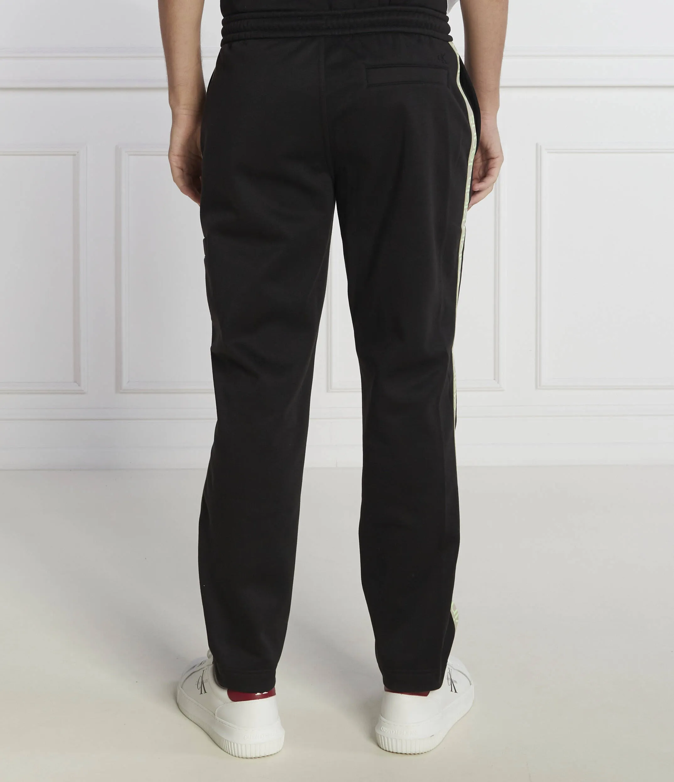 Cut Off Logo Tape Hwk Pant