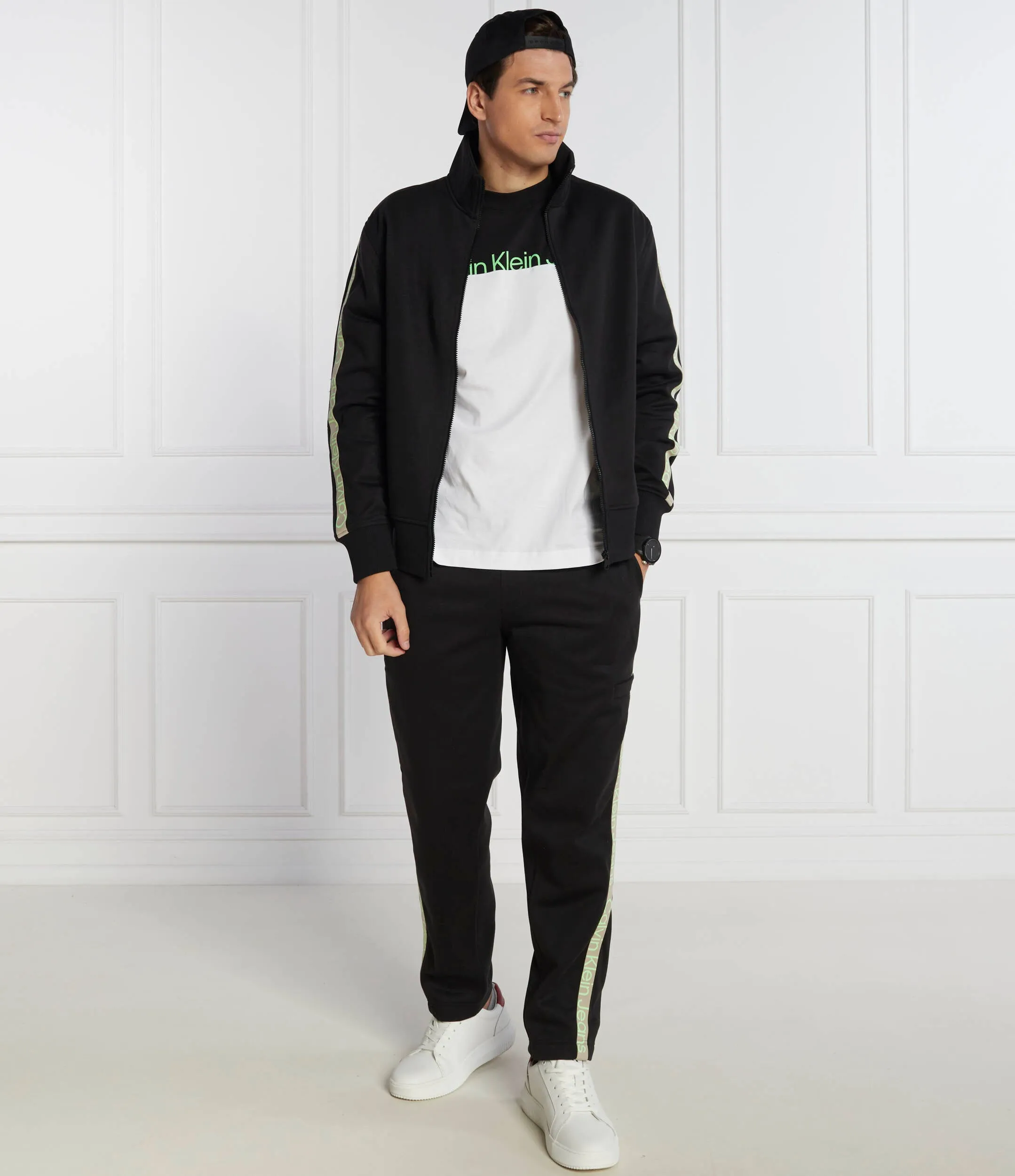 Cut Off Logo Tape Hwk Pant