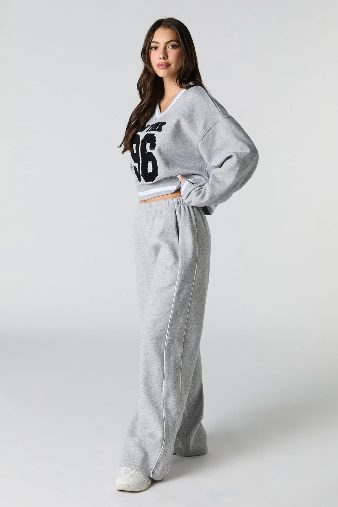 Side Piped Wide Leg Fleece Sweatpant