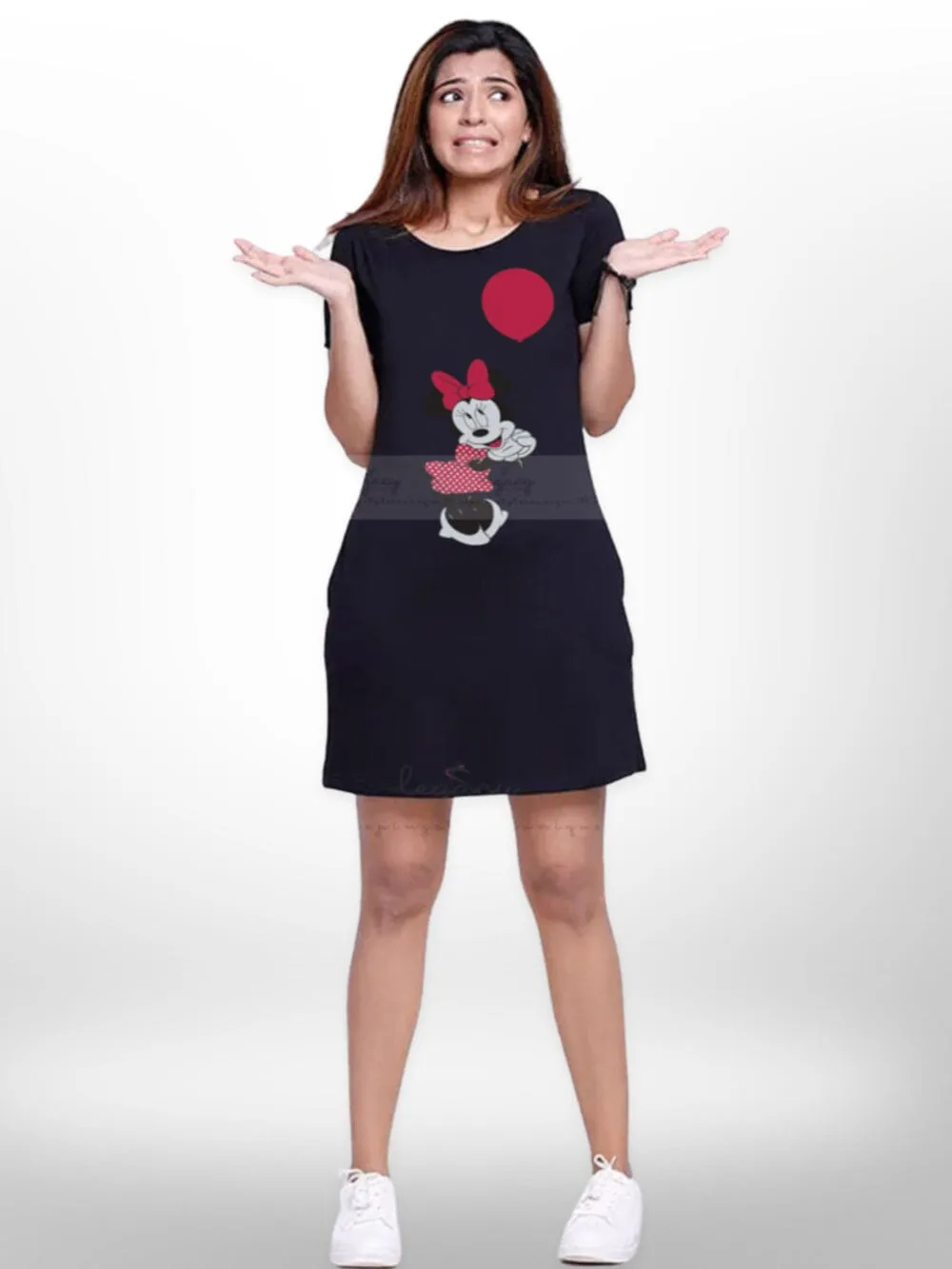Stylish Minnie Mouse Loves Balloon Print Long T-shirt For Women's