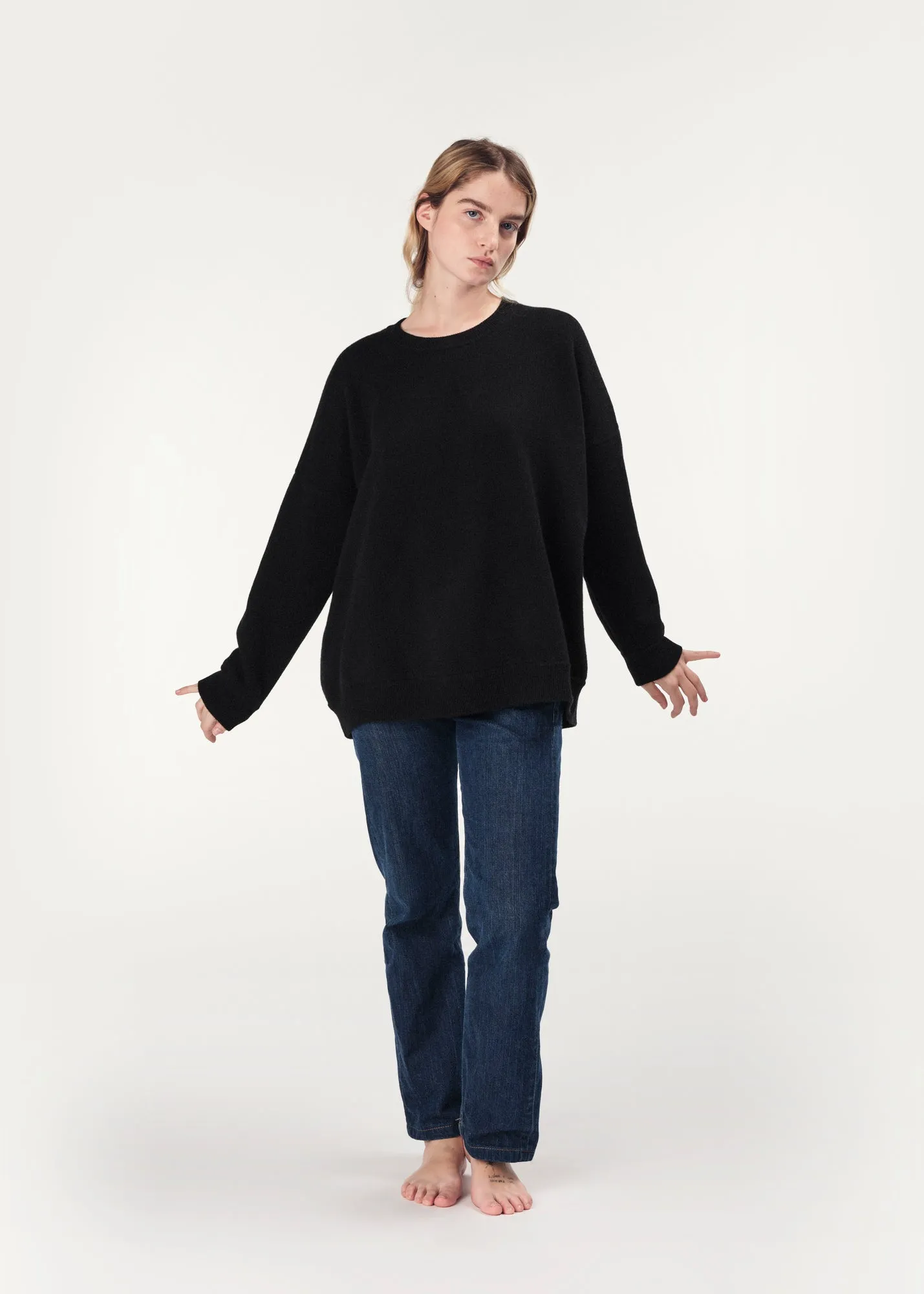 THE CREWNECK SWEATSHIRT | BLACK