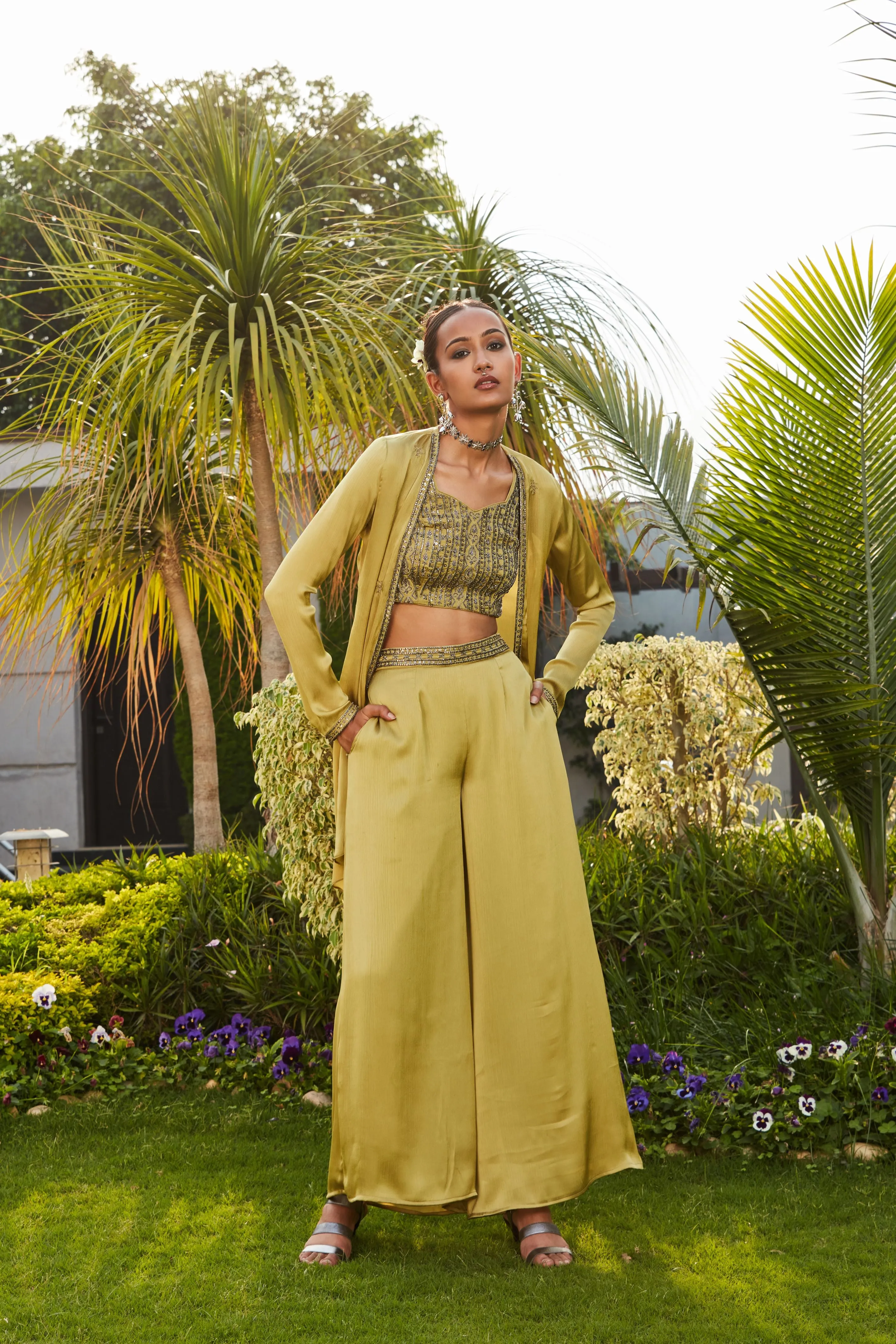 Yara Co-ord Top & Cape Set